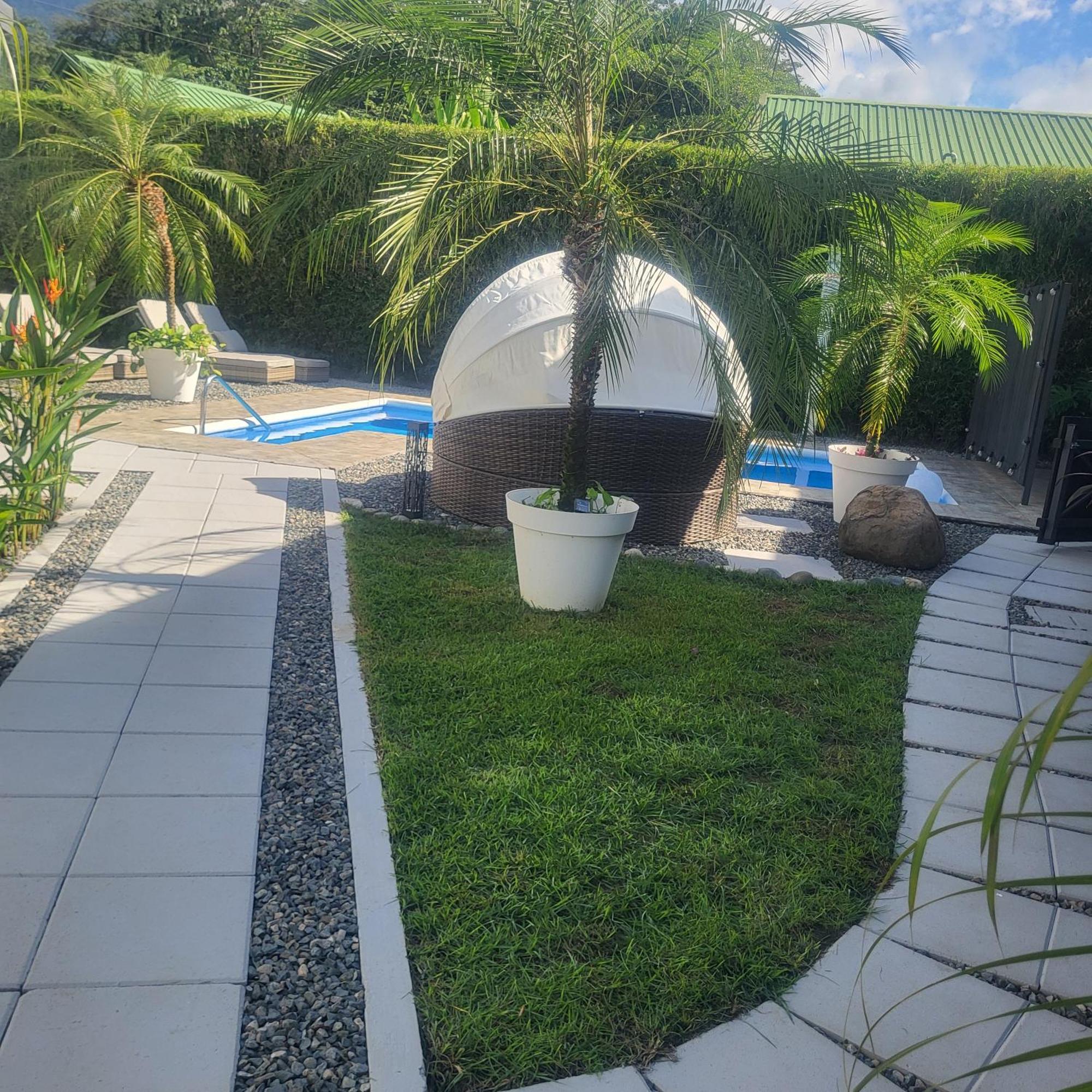 Madre Terra Bed & Breakfast Uvita Exterior photo