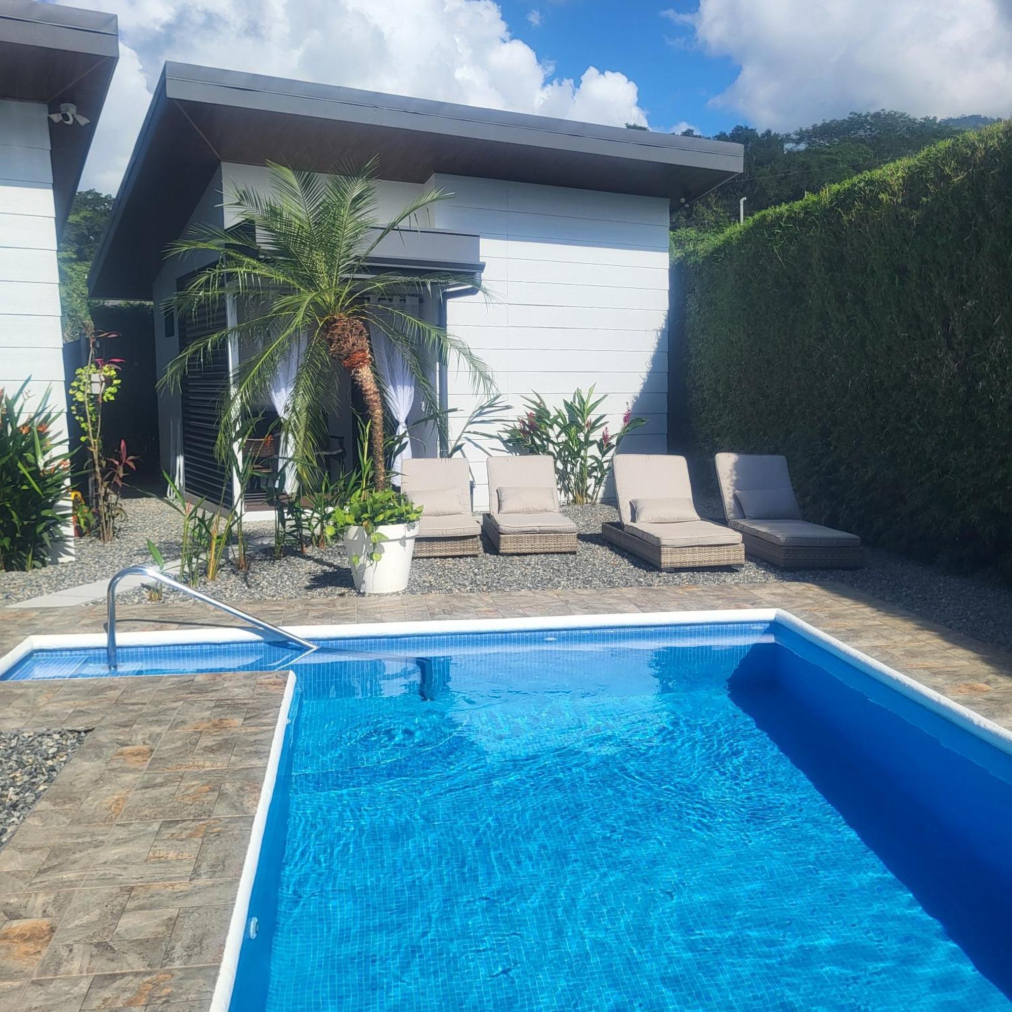 Madre Terra Bed & Breakfast Uvita Exterior photo
