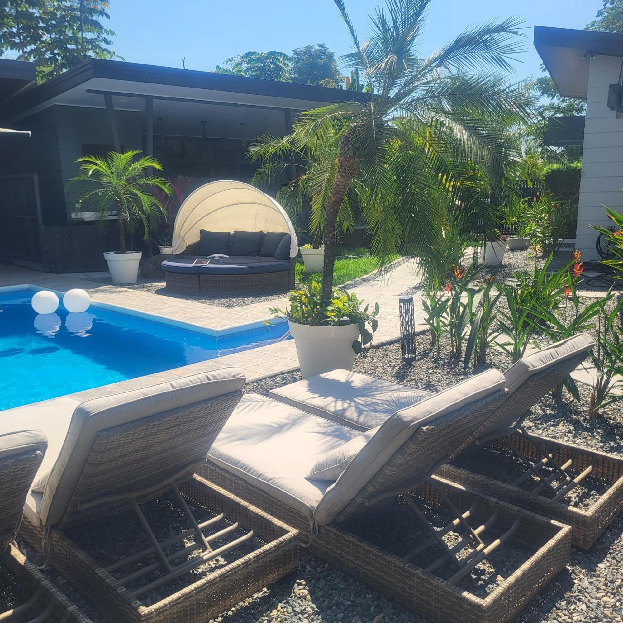 Madre Terra Bed & Breakfast Uvita Exterior photo